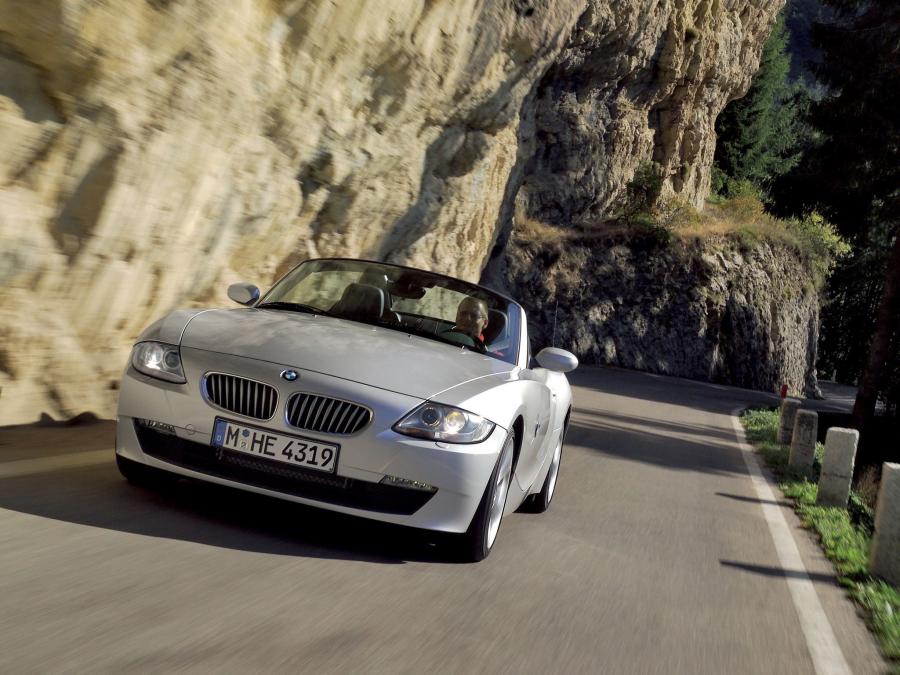  BMW Z4 3.0i Roadster (E85) 2005 года  (WW) (фото 19 из 24)